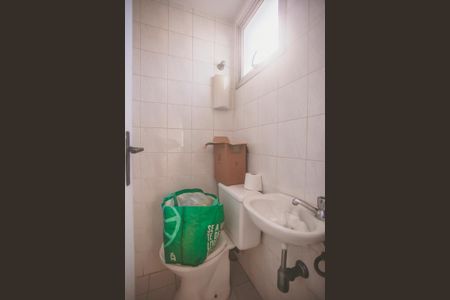 Apartamento à venda com 58m², 2 quartos e 1 vaga Apartamento à venda com 58m², 2 quartos e 1 vagaBanheiro de serviço