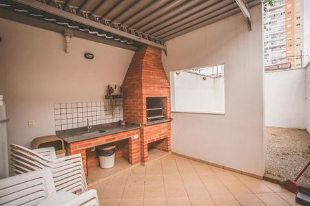 Apartamento à venda com 58m², 2 quartos e 1 vaga Apartamento à venda com 58m², 2 quartos e 1 vagaÁrea comum - Churrasqueira