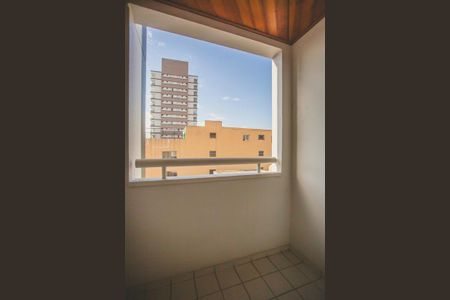 Apartamento à venda com 58m², 2 quartos e 1 vaga Apartamento à venda com 58m², 2 quartos e 1 vagaVaranda