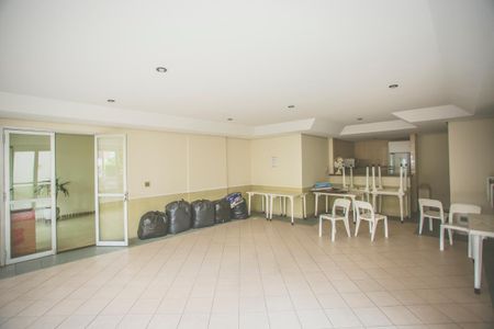 Apartamento à venda com 58m², 2 quartos e 1 vaga Apartamento à venda com 58m², 2 quartos e 1 vagaÁrea comum - Salão de festas