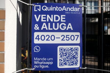 Apartamento à venda com 71m², 2 quartos e 2 vagasPlaquinha
