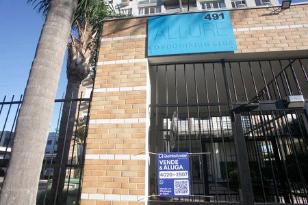 Apartamento à venda com 71m², 2 quartos e 2 vagasPlaquinha