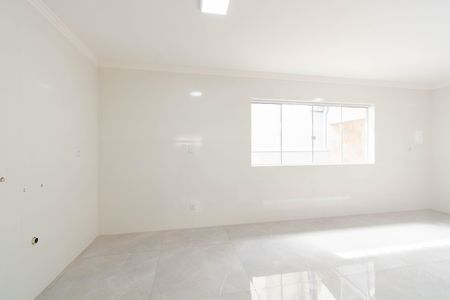 Casa à venda com 190m², 5 quartos e 4 vagas Casa à venda com 190m², 5 quartos e 4 vagasCozinha