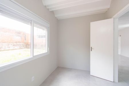 Casa à venda com 190m², 5 quartos e 4 vagas Casa à venda com 190m², 5 quartos e 4 vagasQuarto 4