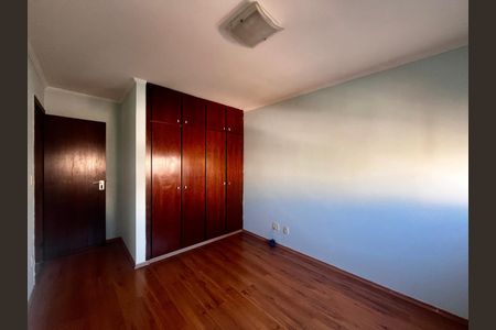 Apartamento para alugar com 210m², 4 quartos e 2 vagas Apartamento para alugar com 210m², 4 quartos e 2 vagasQuarto 1