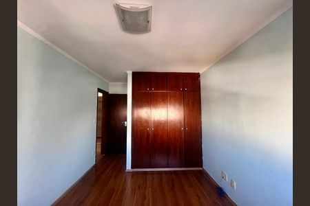 Apartamento para alugar com 210m², 4 quartos e 2 vagas Apartamento para alugar com 210m², 4 quartos e 2 vagasQuarto 1