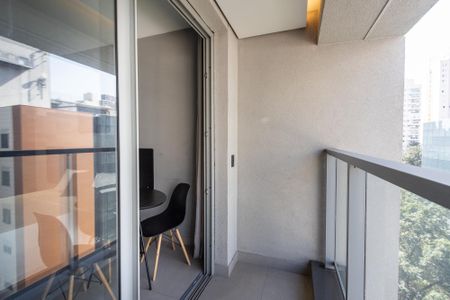 Studio à venda com 24m², 1 quarto e 1 vaga Studio à venda com 24m², 1 quarto e 1 vagaSacada/Studio