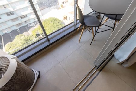 Studio à venda com 24m², 1 quarto e 1 vaga Studio à venda com 24m², 1 quarto e 1 vagavaranda