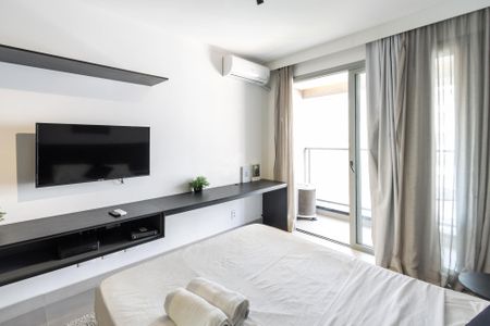 Studio à venda com 24m², 1 quarto e 1 vaga Studio à venda com 24m², 1 quarto e 1 vagaStudio