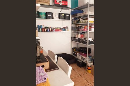 Casa à venda com 4 quartos, 220m² em Jardim Ubirajara, São Paulo