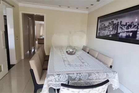 Casa à venda com 4 quartos, 300m² em Jardim Oriental, São Paulo