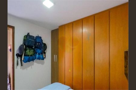 Casa à venda com 217m², 4 quartos e 4 vagas