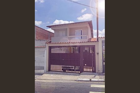 Casa à venda com 217m², 4 quartos e 4 vagas