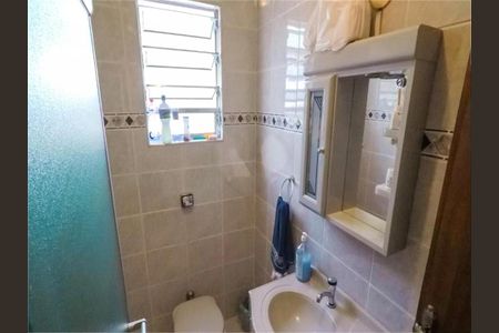 Casa à venda com 217m², 4 quartos e 4 vagas