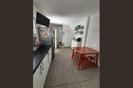 Casa à venda com 150m², 3 quartos e 2 vagas