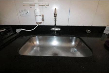 Casa à venda com 68m², 2 quartos e 1 vaga