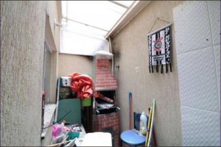 Casa à venda com 68m², 2 quartos e 1 vaga