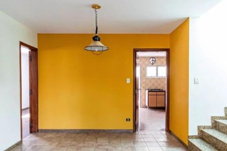 Casa à venda com 288m², 3 quartos e 4 vagas
