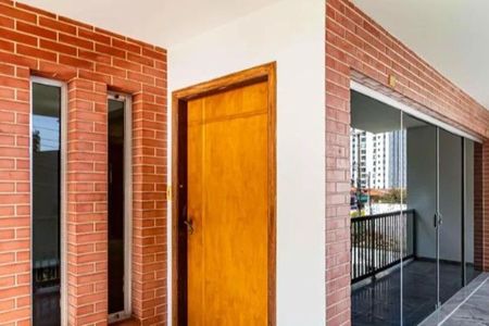 Casa à venda com 288m², 3 quartos e 4 vagas