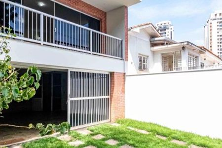 Casa à venda com 288m², 3 quartos e 4 vagas