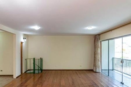 Casa à venda com 288m², 3 quartos e 4 vagas