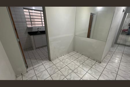 Apartamento à venda com 70m², 2 quartos e 1 vaga Apartamento à venda com 70m², 2 quartos e 1 vagaSala