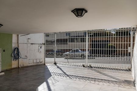 Casa à venda com 300m², 4 quartos e 3 vagasGaragem