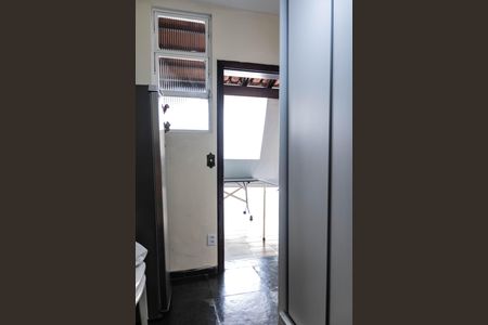 Casa à venda com 300m², 4 quartos e 3 vagasQuarto de Serviço