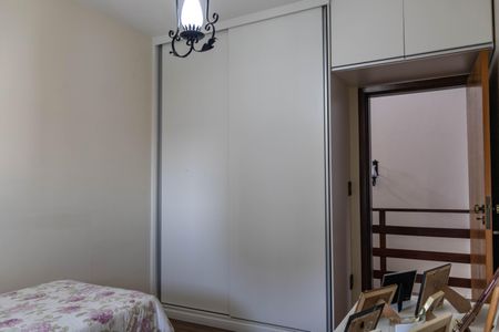 Casa à venda com 300m², 4 quartos e 3 vagasQuarto 2