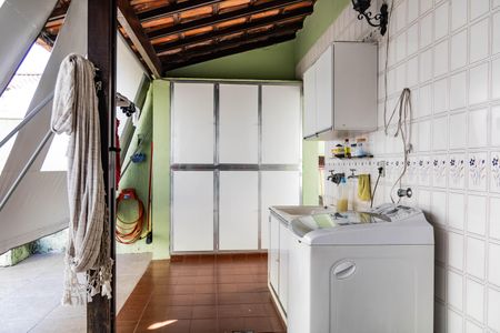 Casa à venda com 300m², 4 quartos e 3 vagasÁrea de Serviço