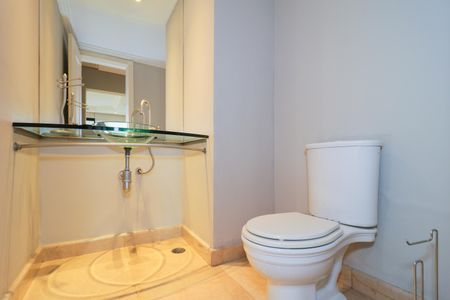 Apartamento para alugar com 373m², 5 quartos e 5 vagas Apartamento para alugar com 373m², 5 quartos e 5 vagasLavabo