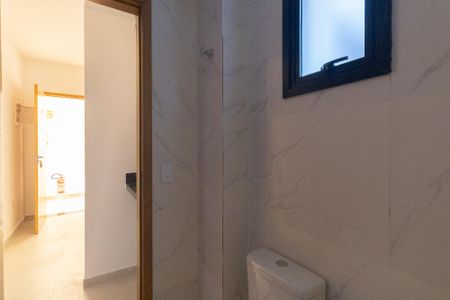 Apartamento à venda com 27m², 2 quartos e sem vaga Apartamento à venda com 27m², 2 quartos e sem vagaBanheiro Social