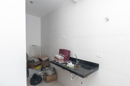 Apartamento à venda com 27m², 2 quartos e sem vaga Apartamento à venda com 27m², 2 quartos e sem vagaCozinha e Área de Serviço