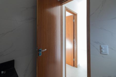 Apartamento à venda com 44m², 2 quartos e sem vaga Apartamento à venda com 44m², 2 quartos e sem vagaBanheiro