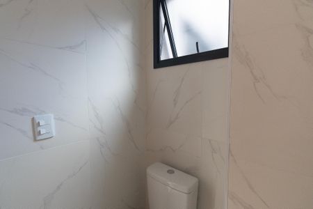 Apartamento à venda com 44m², 2 quartos e sem vaga Apartamento à venda com 44m², 2 quartos e sem vagaBanheiro