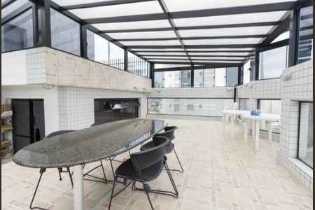 Apartamento à venda com 198m², 3 quartos e 3 vagas