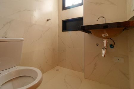 Apartamento à venda com 44m², 2 quartos e sem vaga Apartamento à venda com 44m², 2 quartos e sem vagaBanheiro