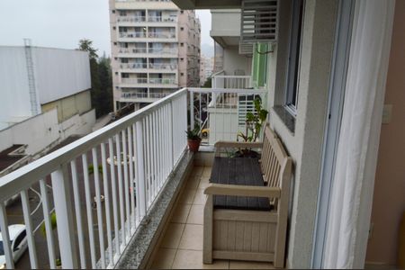 Apartamento à venda com 61m², 2 quartos e 1 vagaVaranda 