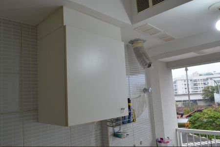 Apartamento à venda com 61m², 2 quartos e 1 vagaÁrea de Serviço