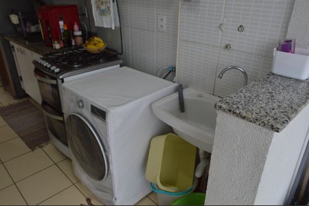 Apartamento à venda com 61m², 2 quartos e 1 vagaÁrea de Serviço