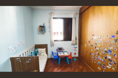 Apartamento à venda com 133m², 4 quartos e 2 vagasSuíte 2