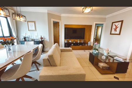 Apartamento à venda com 133m², 4 quartos e 2 vagasSala