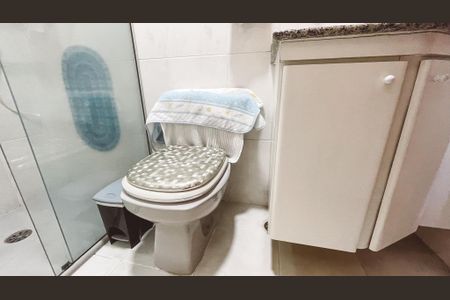 Apartamento à venda com 133m², 4 quartos e 2 vagasBanheiro da Suíte 2