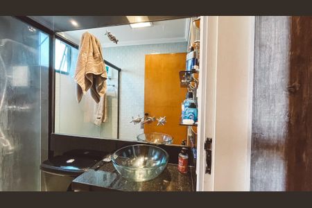 Apartamento à venda com 133m², 4 quartos e 2 vagasBanheiro da Suíte 1