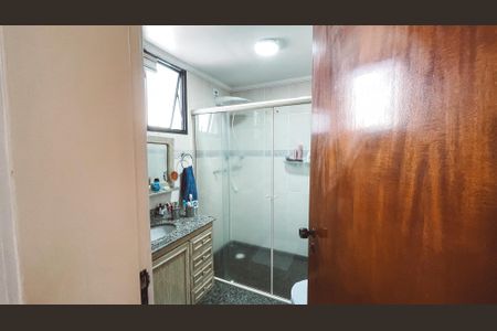 Apartamento à venda com 133m², 4 quartos e 2 vagasBanheiro da Suíte 3