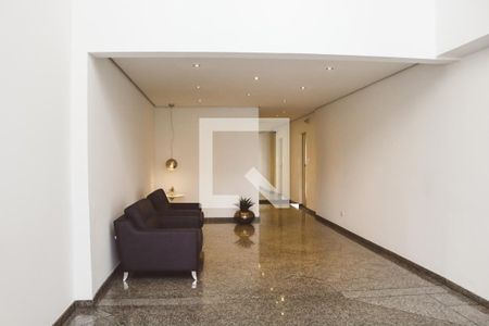 Apartamento à venda com 133m², 4 quartos e 2 vagasHall social