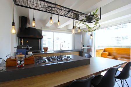 Sala/Cozinha de apartamento à venda com 2 quartos, 99m² em Vila Olímpia, São Paulo