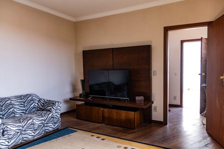 Casa à venda com 320m², 4 quartos e 3 vagasQuarto