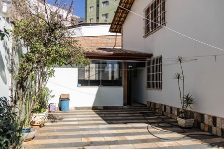 Casa à venda com 320m², 4 quartos e 3 vagasÁrea externa