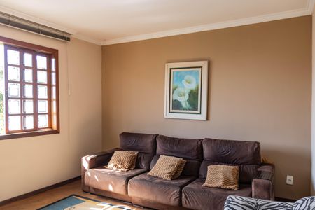 Casa à venda com 320m², 4 quartos e 3 vagasQuarto